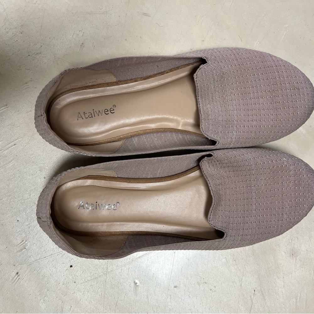 Ataiwee Women's Brown Loafers